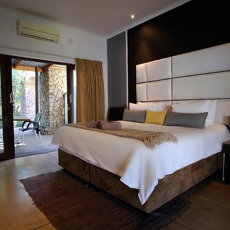 Cu Guest House พาลาบอร์วา ภายนอก รูปภาพ