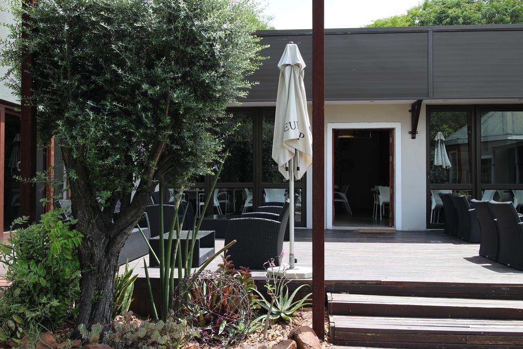 Cu Guest House พาลาบอร์วา ภายนอก รูปภาพ