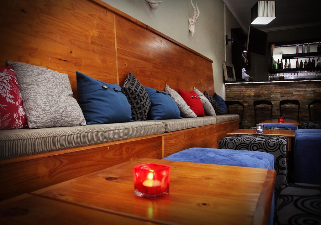 Cu Guest House พาลาบอร์วา ภายนอก รูปภาพ