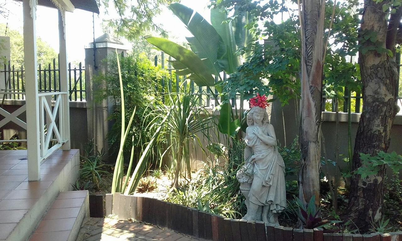 Cu Guest House พาลาบอร์วา ภายนอก รูปภาพ