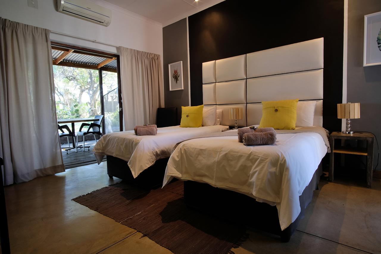 Cu Guest House พาลาบอร์วา ภายนอก รูปภาพ