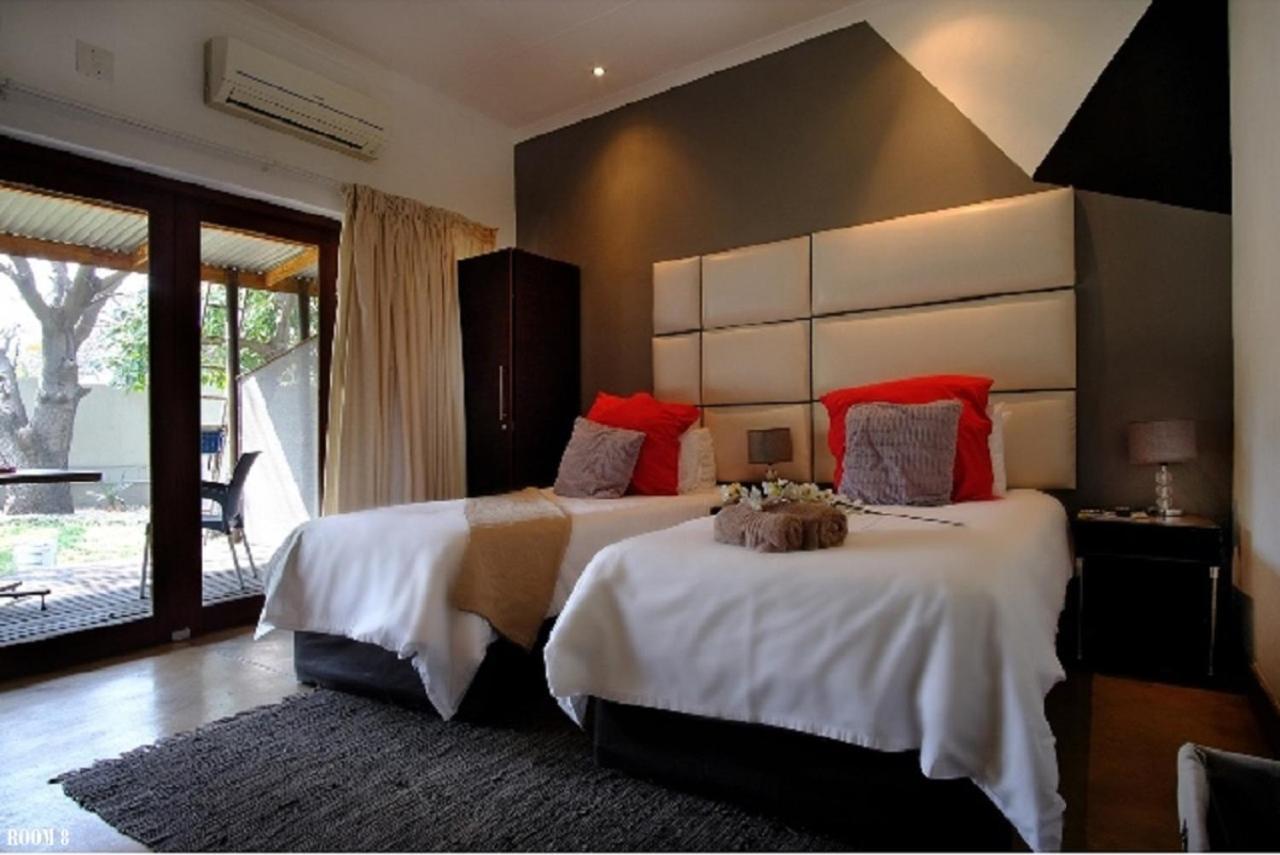 Cu Guest House พาลาบอร์วา ภายนอก รูปภาพ